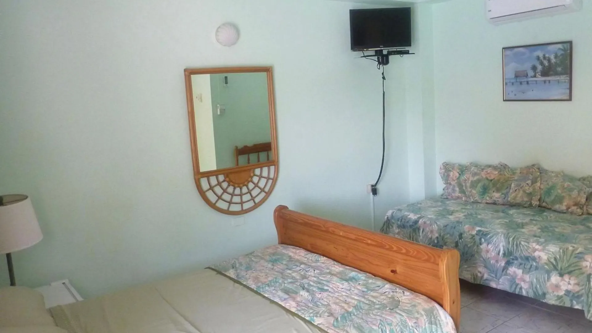 Couette-café Bed and Breakfast The Hummingbird à Bon Accord Village Trinité-et-Tobago